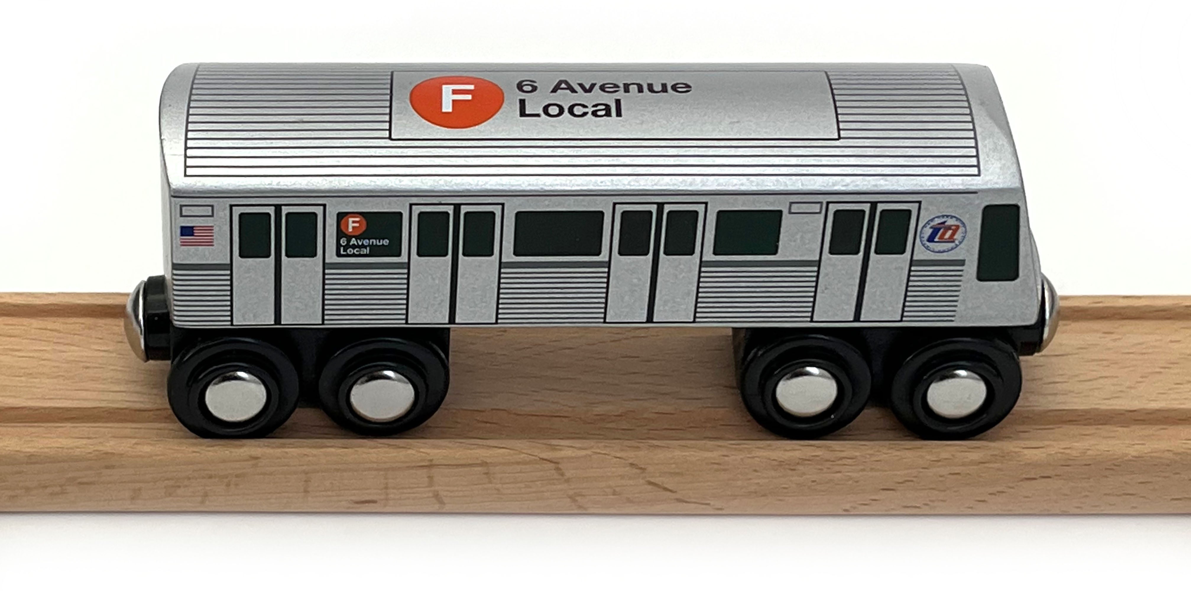 NYC R40 Slant End F train 2 car Set Munipals nyc-r40-slant-end-f-train-2-car-set-munipals